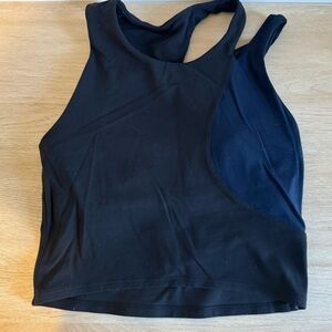 Lululemon crop tank w/ inserts, size 4